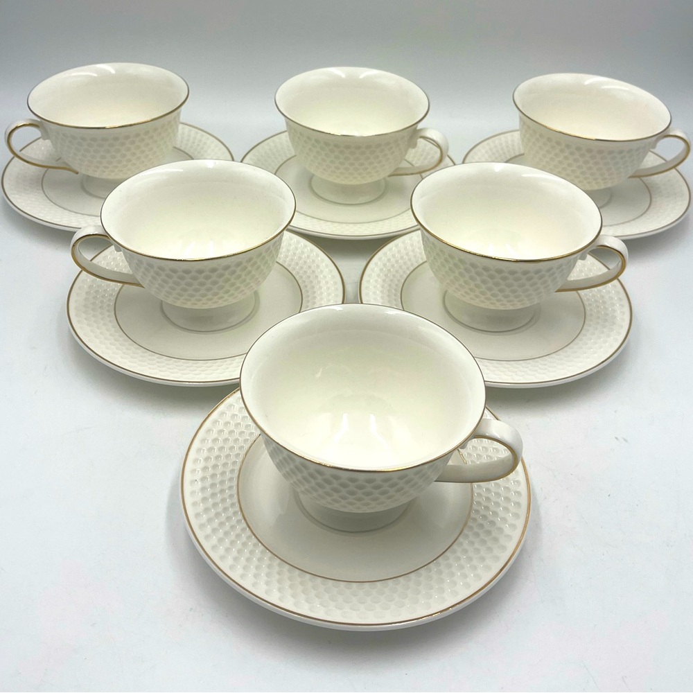 Kendal England: VTG Honeycomb Pattern w/Gold Trim (6)China Tea Cup & Saucer Sets
